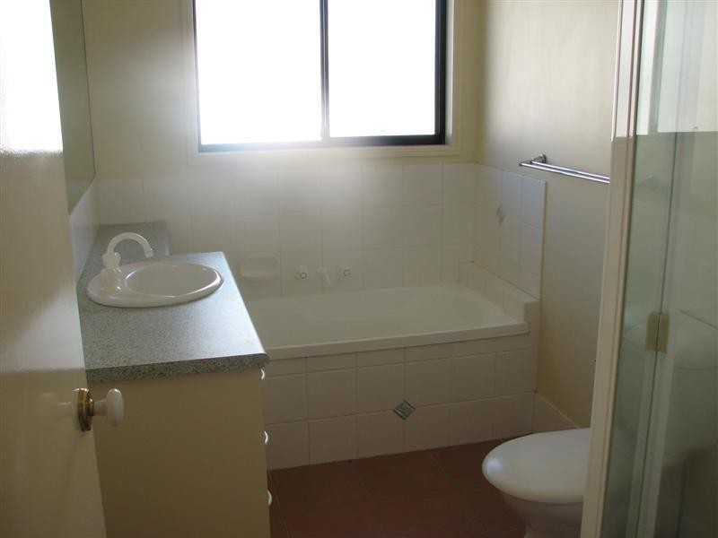 11 Phoenix Circuit, Sippy Downs QLD 4556
