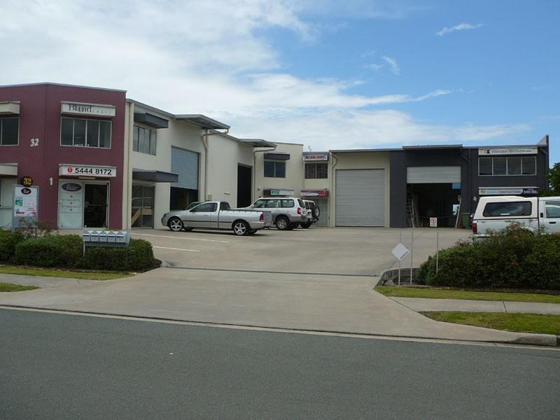 2/32 Technology Drive, Warana QLD 4575