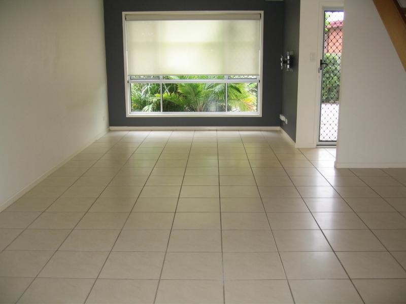 2/81 Parker Street, Maroochydore QLD 4558