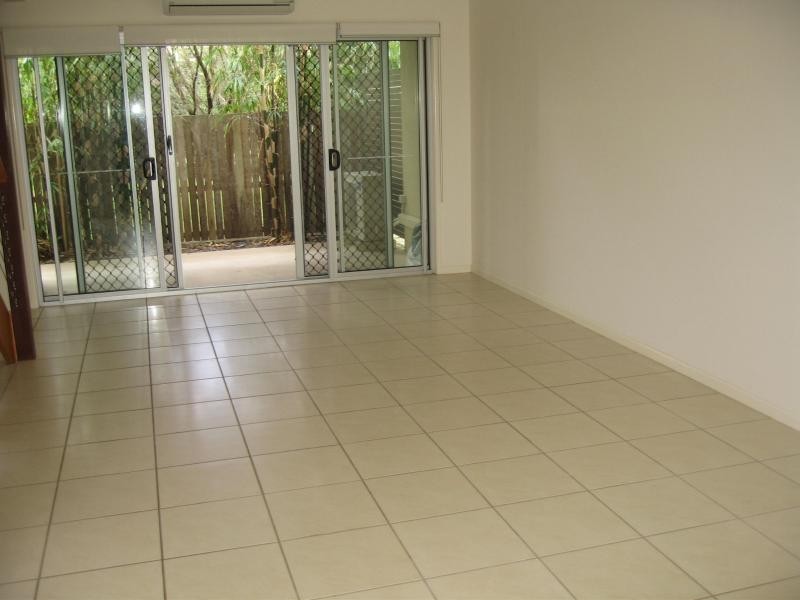 2/81 Parker Street, Maroochydore QLD 4558