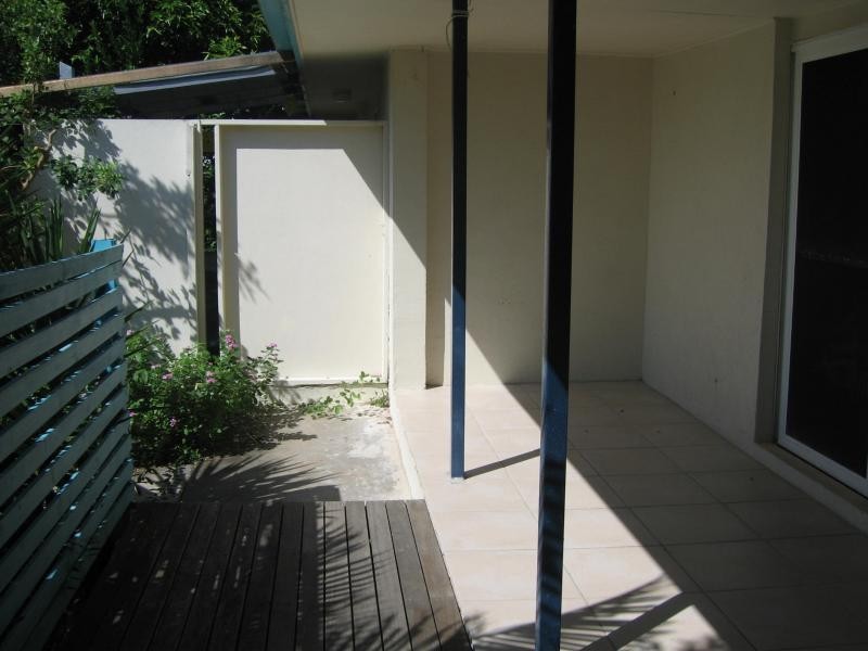 2/31 Edward Street, Alexandra Headland QLD 4572