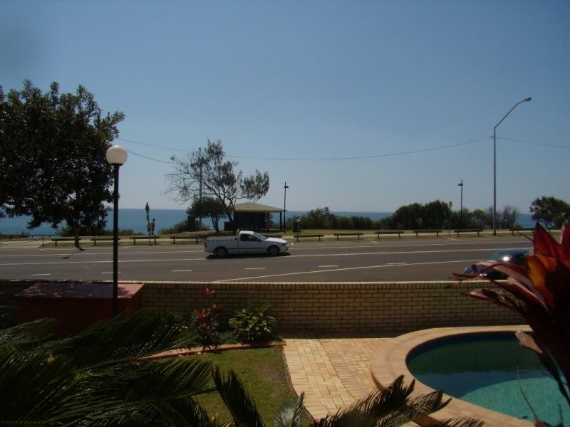 2/260 Alexandra Parade, Alexandra Headland QLD 4572