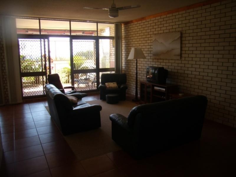 2/260 Alexandra Parade, Alexandra Headland QLD 4572