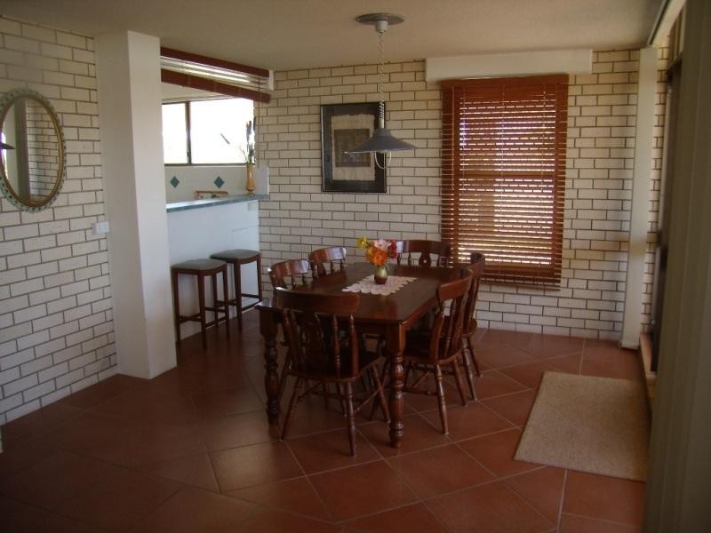 2/260 Alexandra Parade, Alexandra Headland QLD 4572