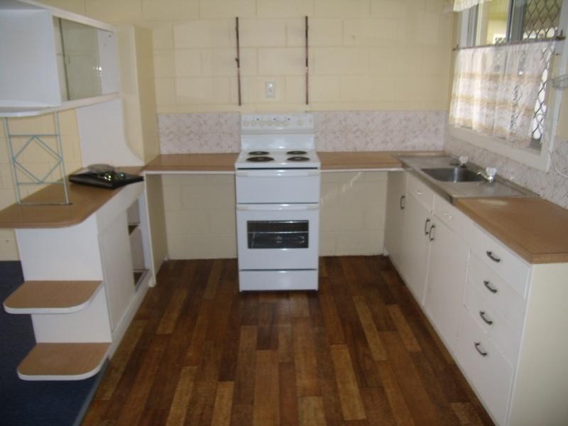 2/41 Hinkler Parade, Maroochydore QLD 4558