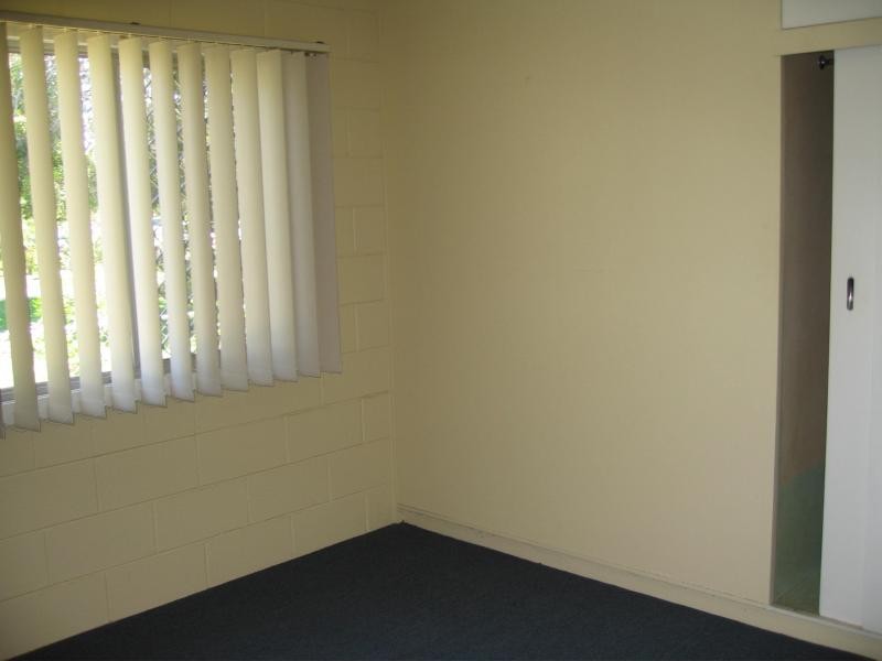 2/41 Hinkler Parade, Maroochydore QLD 4558