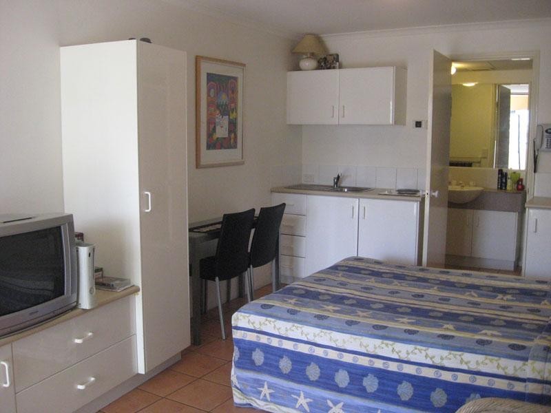 13 Mooloolaba Esplanade, Mooloolaba QLD 4557