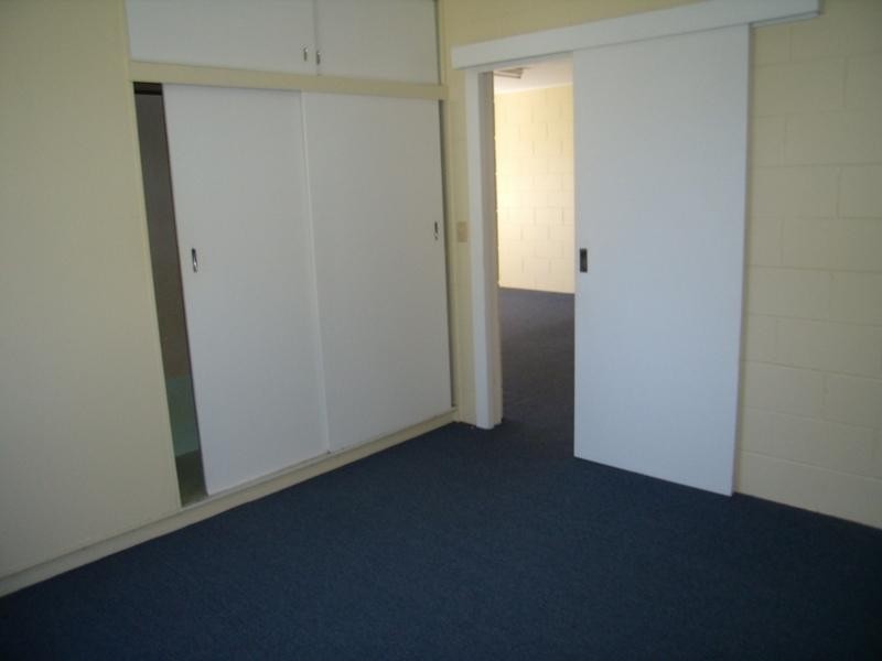 2/41 Hinkler Parade, Maroochydore QLD 4558