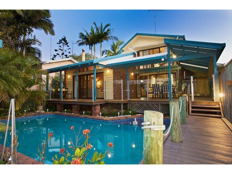 21 Victor Street, Alexandra Headland QLD 4572
