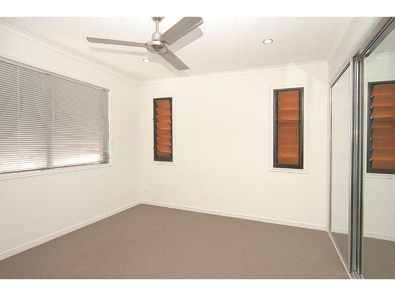 41 Tarawa Street, Kawana Island QLD 4575