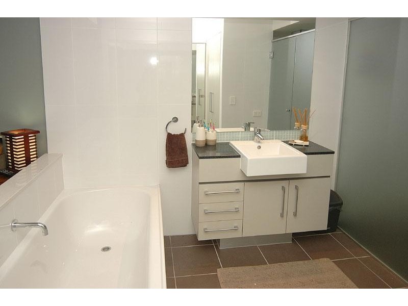 2103/1 Mungar Street, Maroochydore QLD 4558