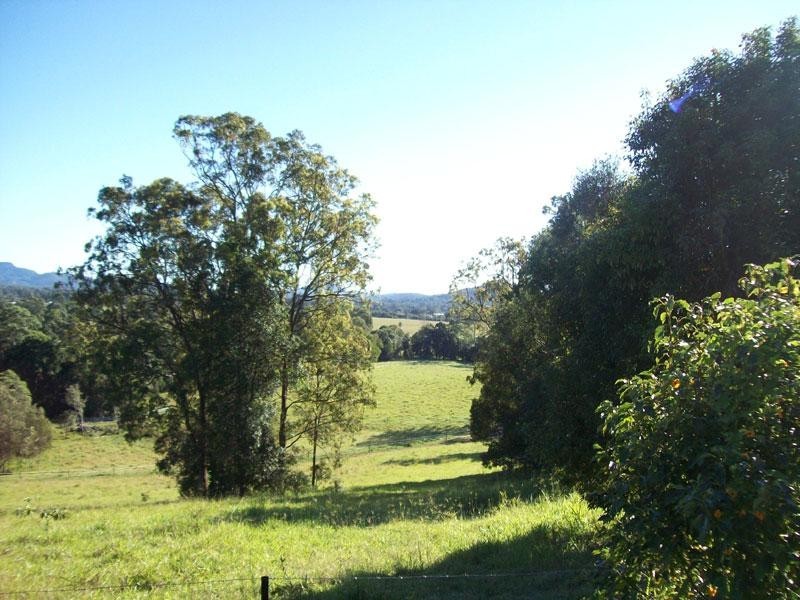 72 Sheahans Road, Yandina QLD 4561