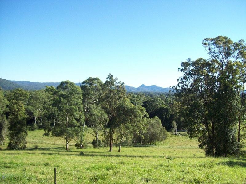 72 Sheahans Road, Yandina QLD 4561