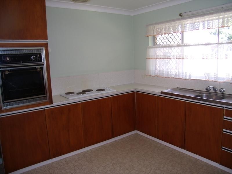 15 Poinsettia Avenue, Mooloolaba QLD 4557