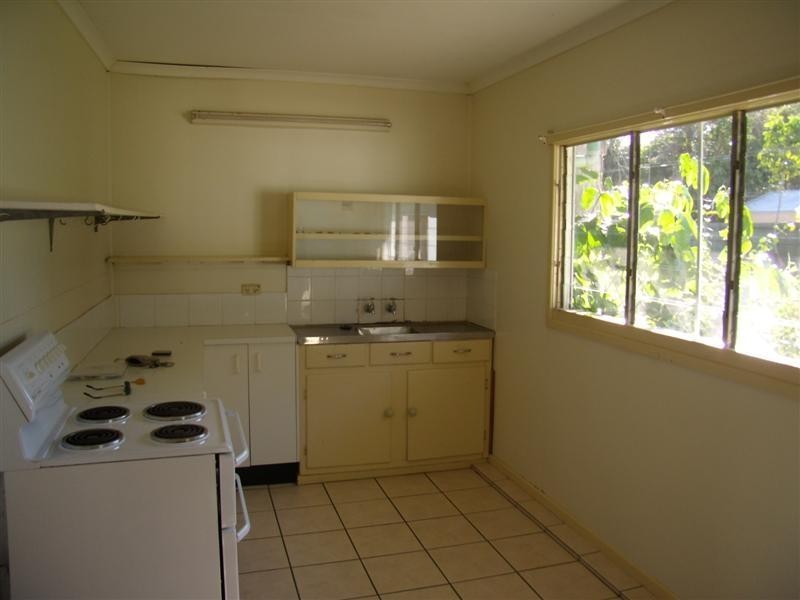 106 Broadwater Avenue, Maroochydore QLD 4558