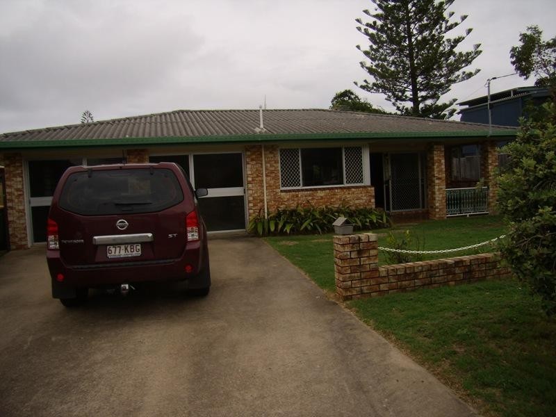 15 Yaringa Avenue, Buddina QLD 4575