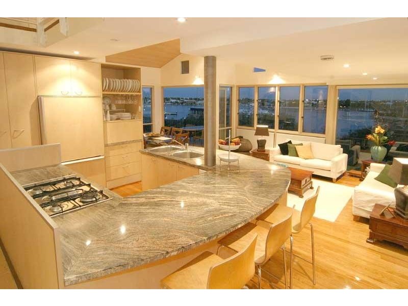 5&6/75 Parkyn Parade, Mooloolaba QLD 4557