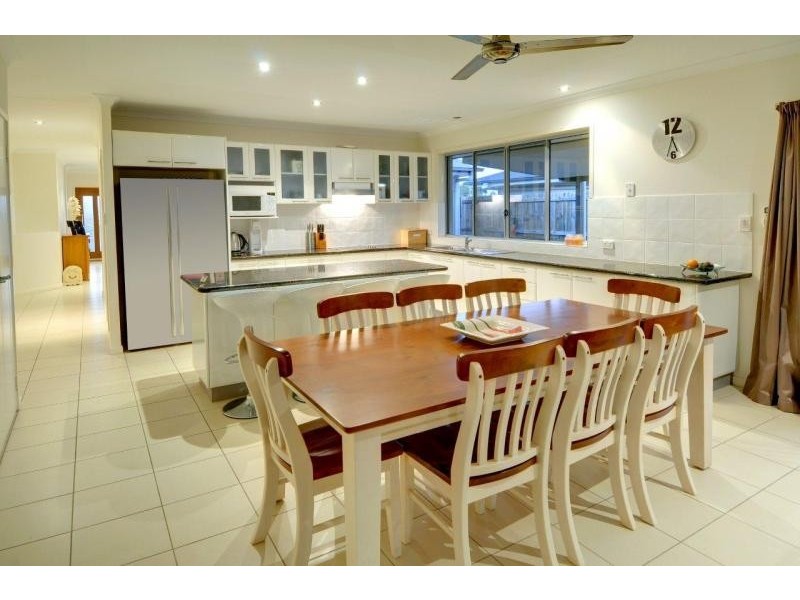 11 Frogmouth Cct, Mountain Creek QLD 4557