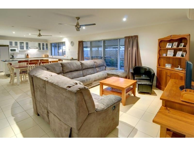 11 Frogmouth Cct, Mountain Creek QLD 4557