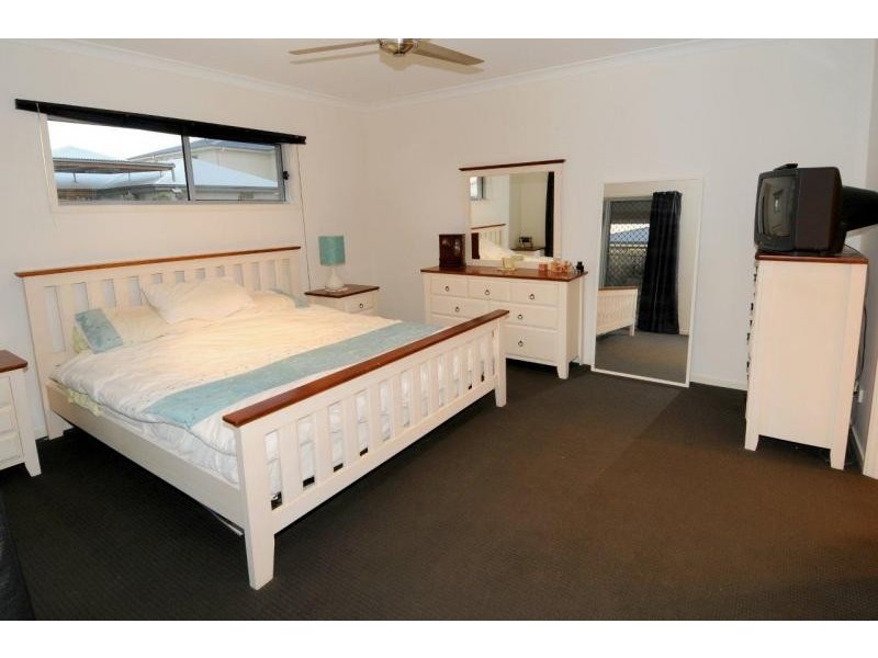 11 Frogmouth Cct, Mountain Creek QLD 4557