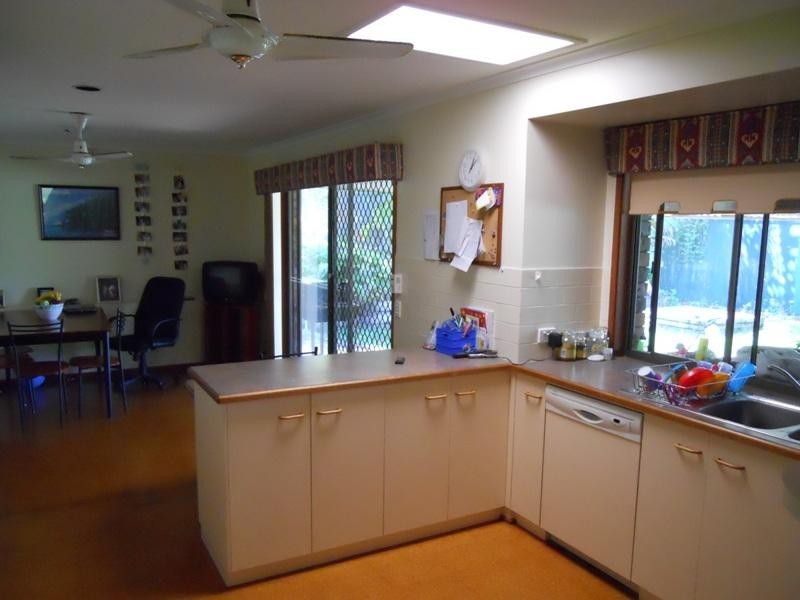 16 Bennelong Court, Kuluin QLD 4558