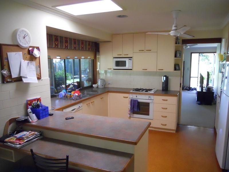 16 Bennelong Court, Kuluin QLD 4558