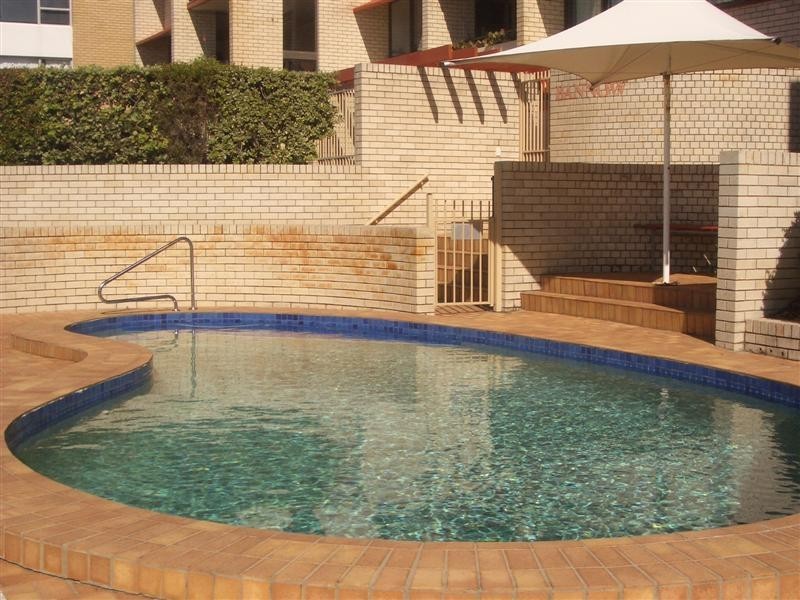 9/260 Alexandra Parade, Alexandra Headland QLD 4572