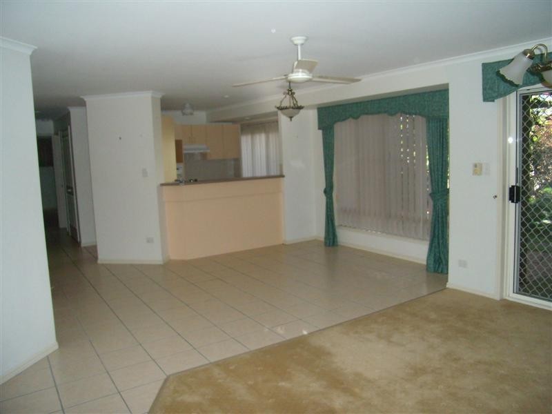 2/14 Maroochy Waters Drive, Maroochydore QLD 4558