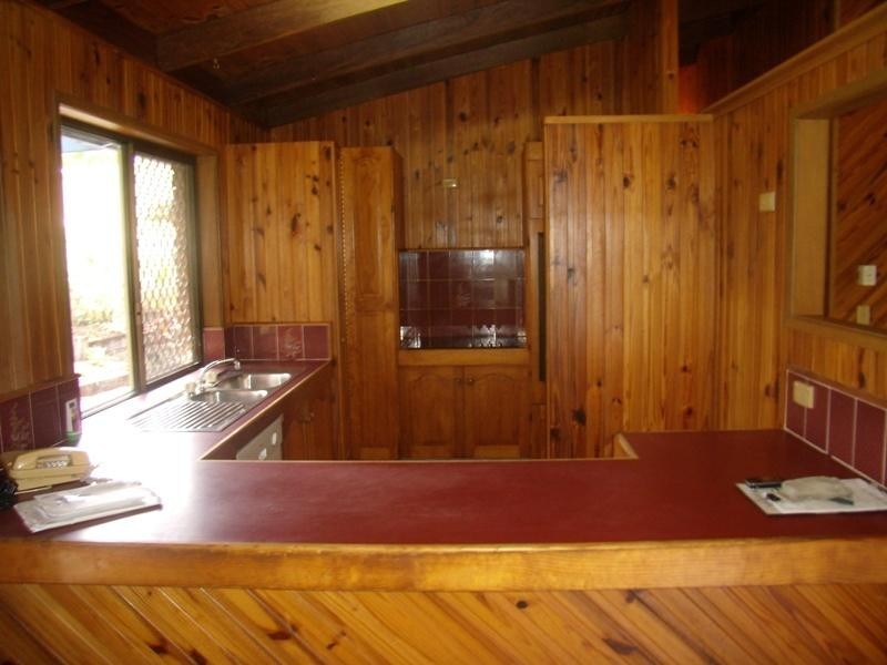 4 Lentara Street, Mooloolaba QLD 4557