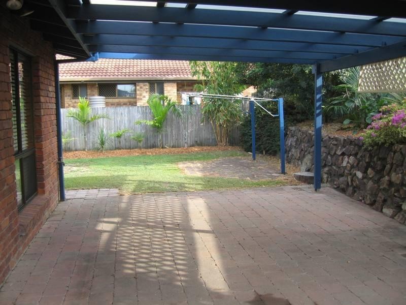 4 Lentara Street, Mooloolaba QLD 4557