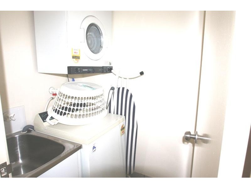 32 River Esplanade, Mooloolaba QLD 4557