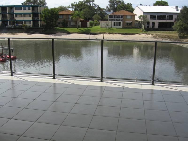 4/6 Akeringa Place, Mooloolaba QLD 4557