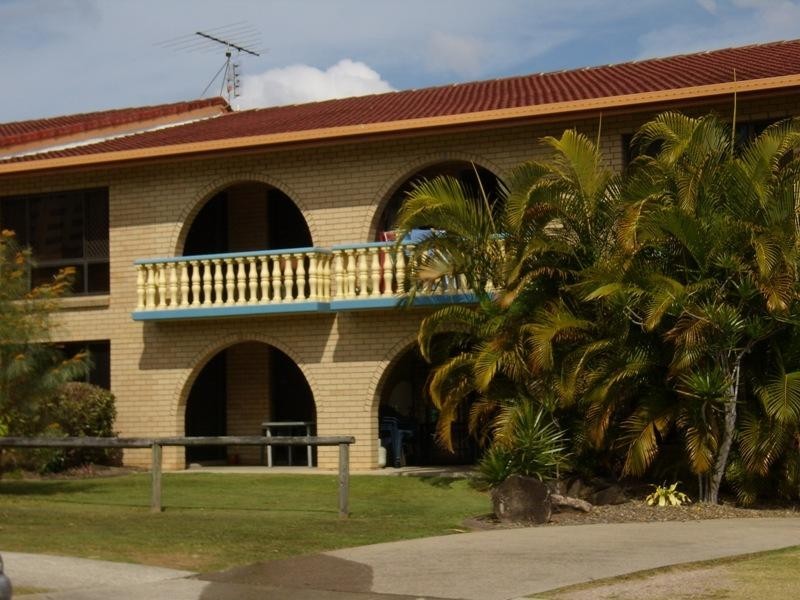 4/33 Goonawarra Drive, Mooloolaba QLD 4557