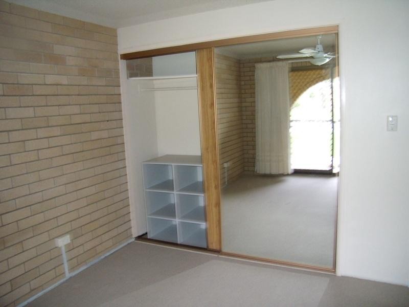 4/33 Goonawarra Drive, Mooloolaba QLD 4557