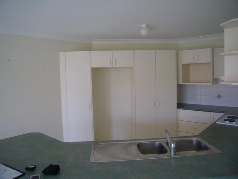 4 Honeymyrtle Court, Mountain Creek QLD 4557