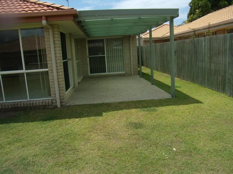 4 Honeymyrtle Court, Mountain Creek QLD 4557