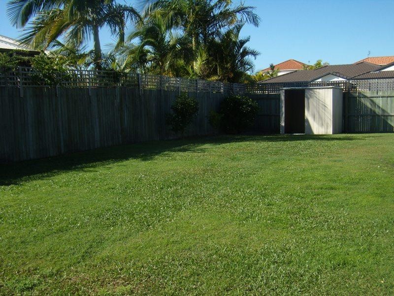 2 Tilapia Court, Mountain Creek QLD 4557