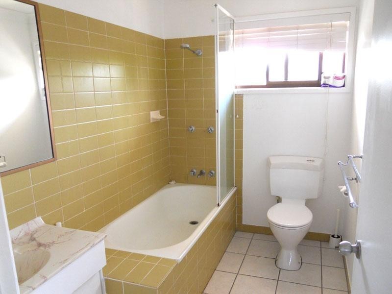 27 Walan Street, Mooloolaba QLD 4557