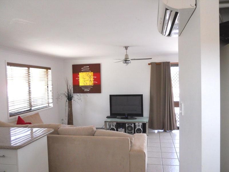 27 Walan Street, Mooloolaba QLD 4557