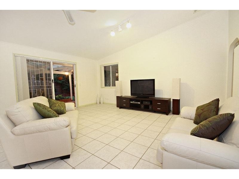 8 Gymea Court, Mountain Creek QLD 4557