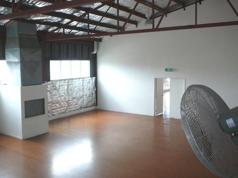 2/131 Currie Street, Nambour QLD 4560