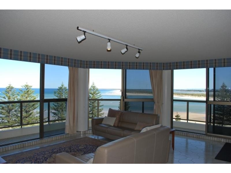9/10 Bulcock Beach Esplanade, Caloundra QLD 4551