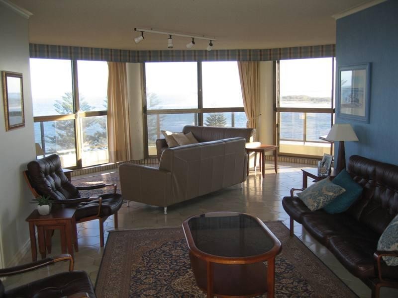 9/10 Bulcock Beach Esplanade, Caloundra QLD 4551