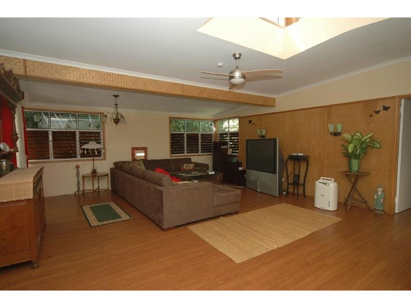 24 Tarnkun Street, Alexandra Headland QLD 4572
