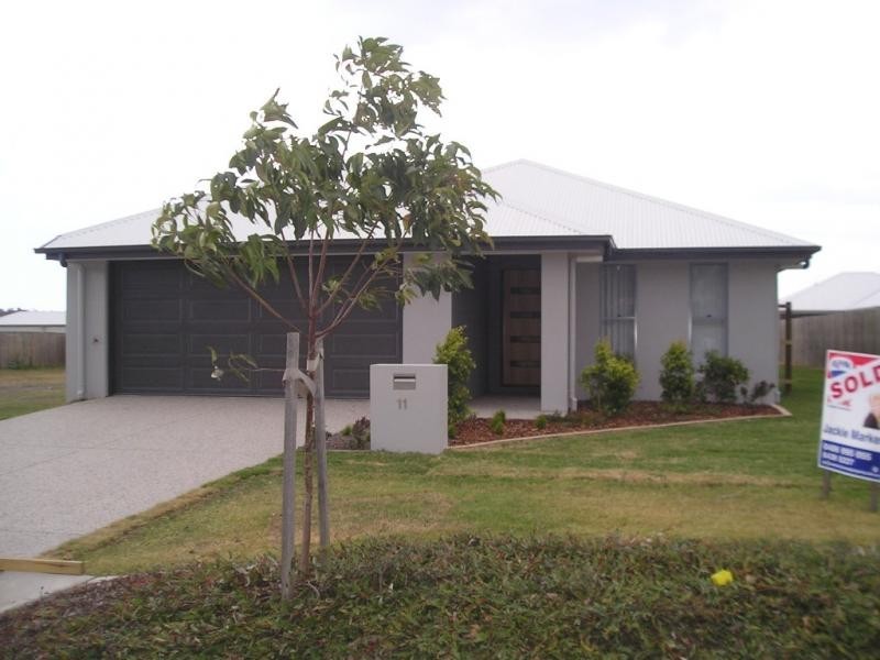 11 Rapanea Street, Caloundra QLD 4551