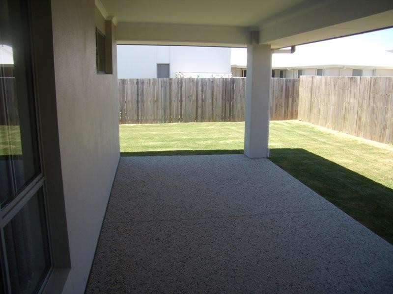 11 Rapanea Street, Caloundra QLD 4551