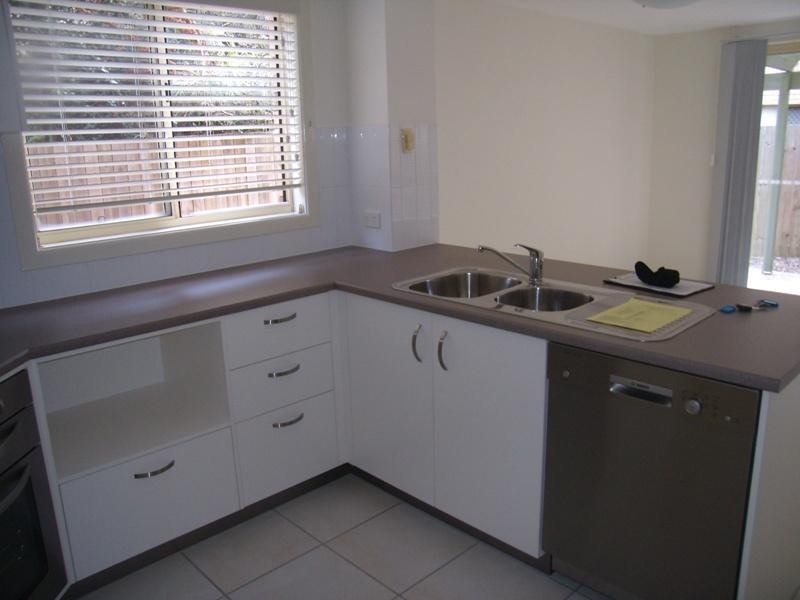 2/3 Bahlaka Court, Mooloolaba QLD 4557