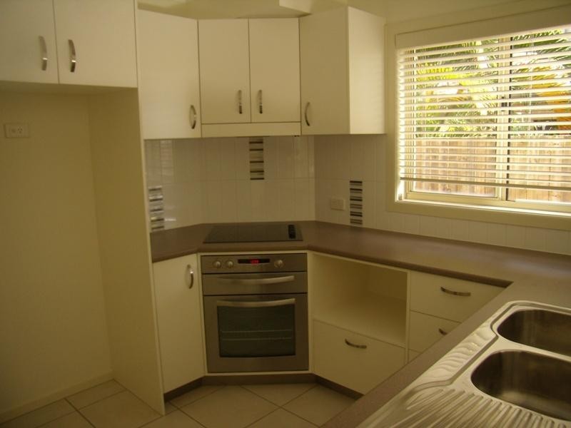 2/3 Bahlaka Court, Mooloolaba QLD 4557