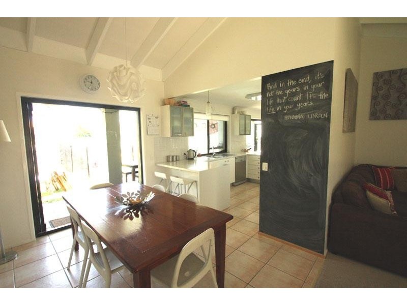 4 Kononda Court, Mooloolaba QLD 4557