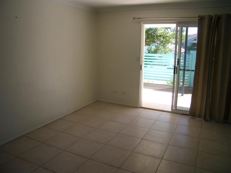 2/31 Edward Street, Alexandra Headland QLD 4572